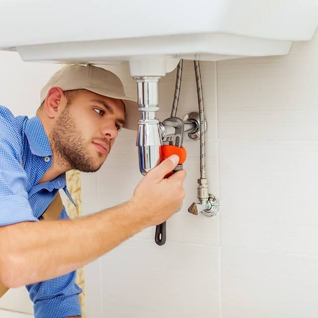 What Does a Professional Plumbing Repair Service Cover?